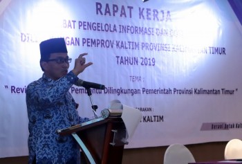 Strategi Percepatan Implementasi Keterbukaan Informasi Publik