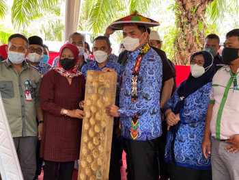 Tingkatkan Kualitas Hingga Daya Saing Petani Karet, Andi Harun Bentuk UPPB Dan KTPA 